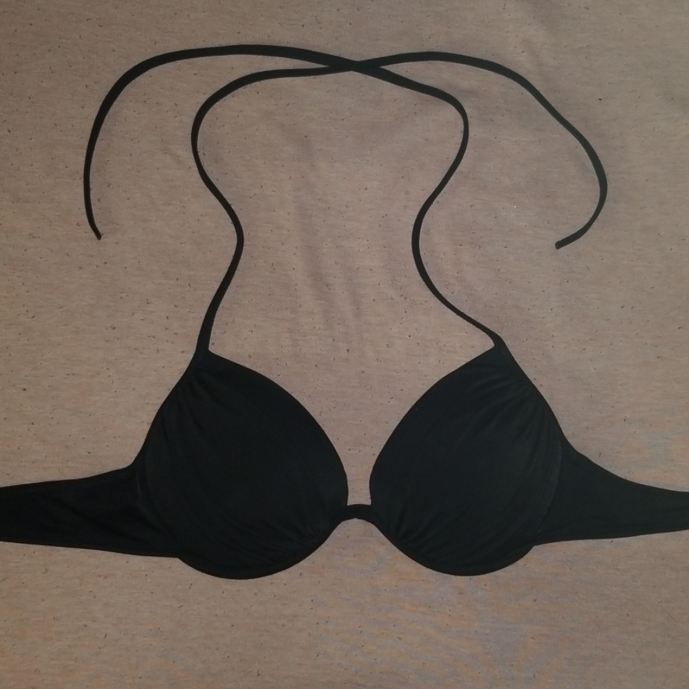 NWOT Black Ruched Bikini Top | Shade & Shore